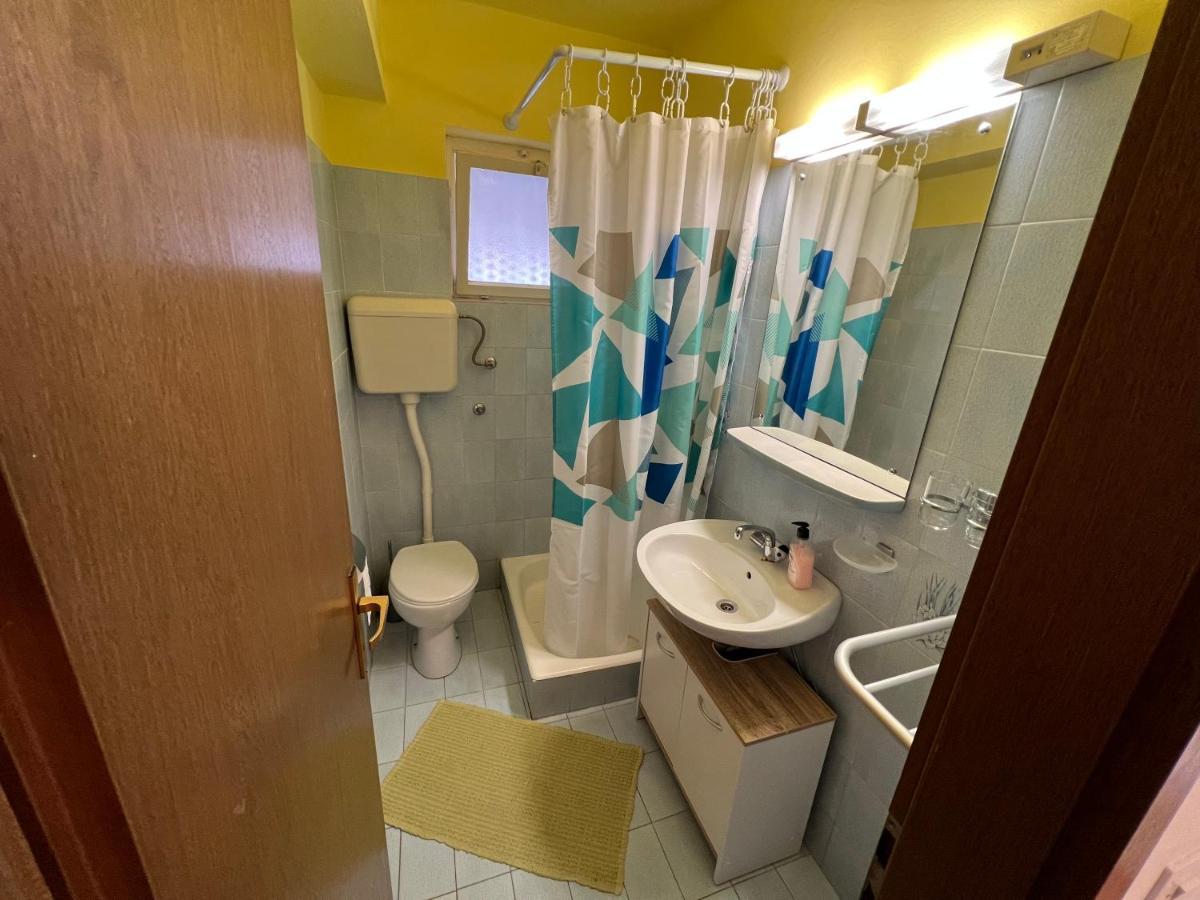 Apartman Biljana Ivanisevic *