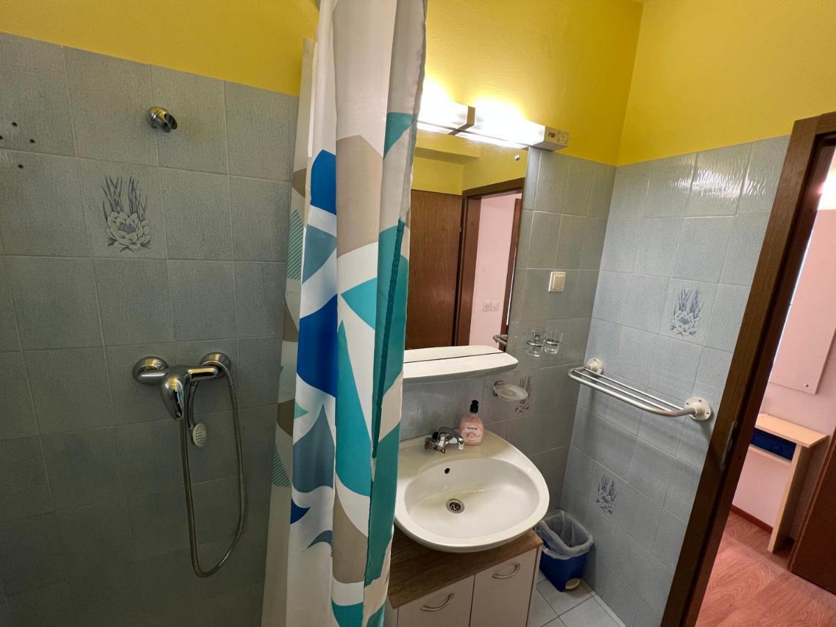 Biljana Ivanisevic Apartament Jelsa (Hvar)
